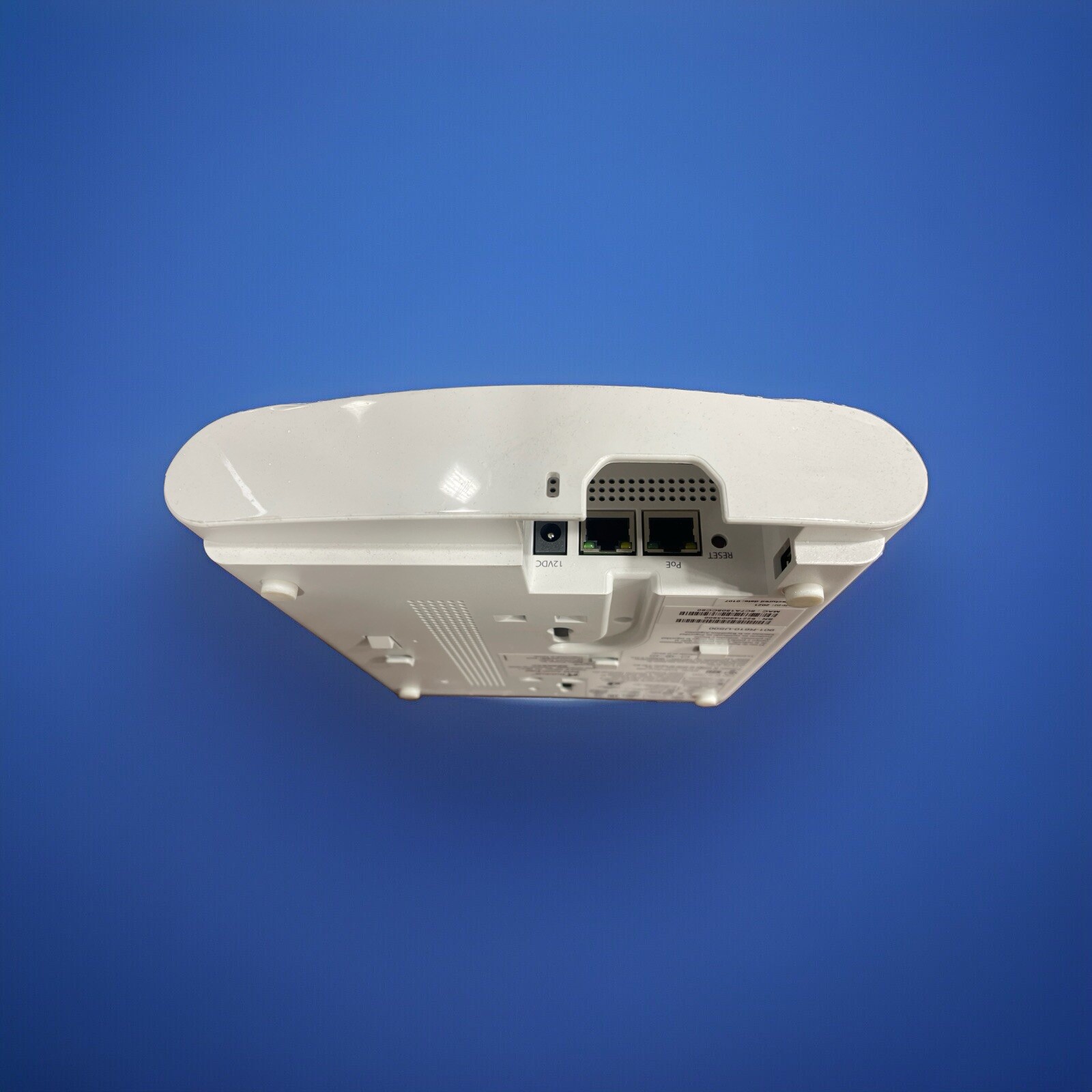 Lot of 30 Ruckus 901-R610-US00 ZoneFlex R610 Wave 2 Wireless Access Pt w bracket