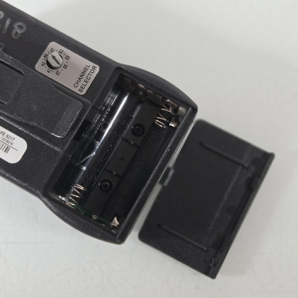 LOT OF 4 Bodyworn Transmitter 921T Radium 216MHz by Phonic Ear UNTESTED TURNS ON