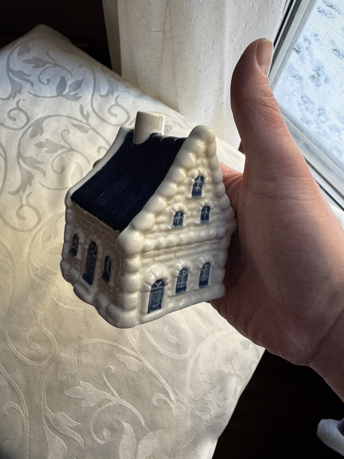 1939 Blauw Delfts Pottery House Ashtray Smoking Chimney (i2)