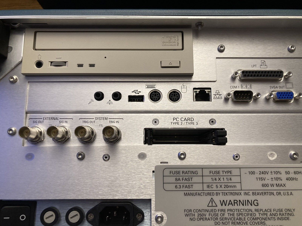 Tektronix TLA601 Logic Analyzer 34 Ch Works