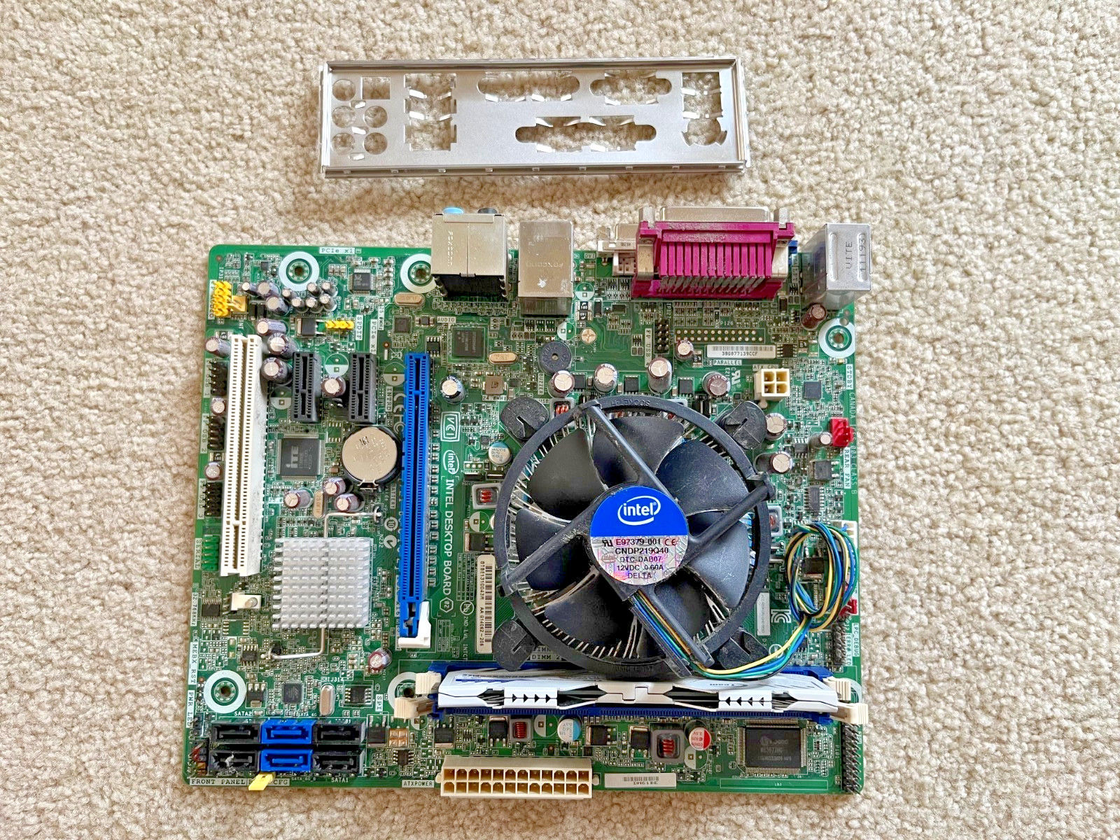 Intel DH61BE MB w/i3-2120 3.3GHz CPU 8GB RAM