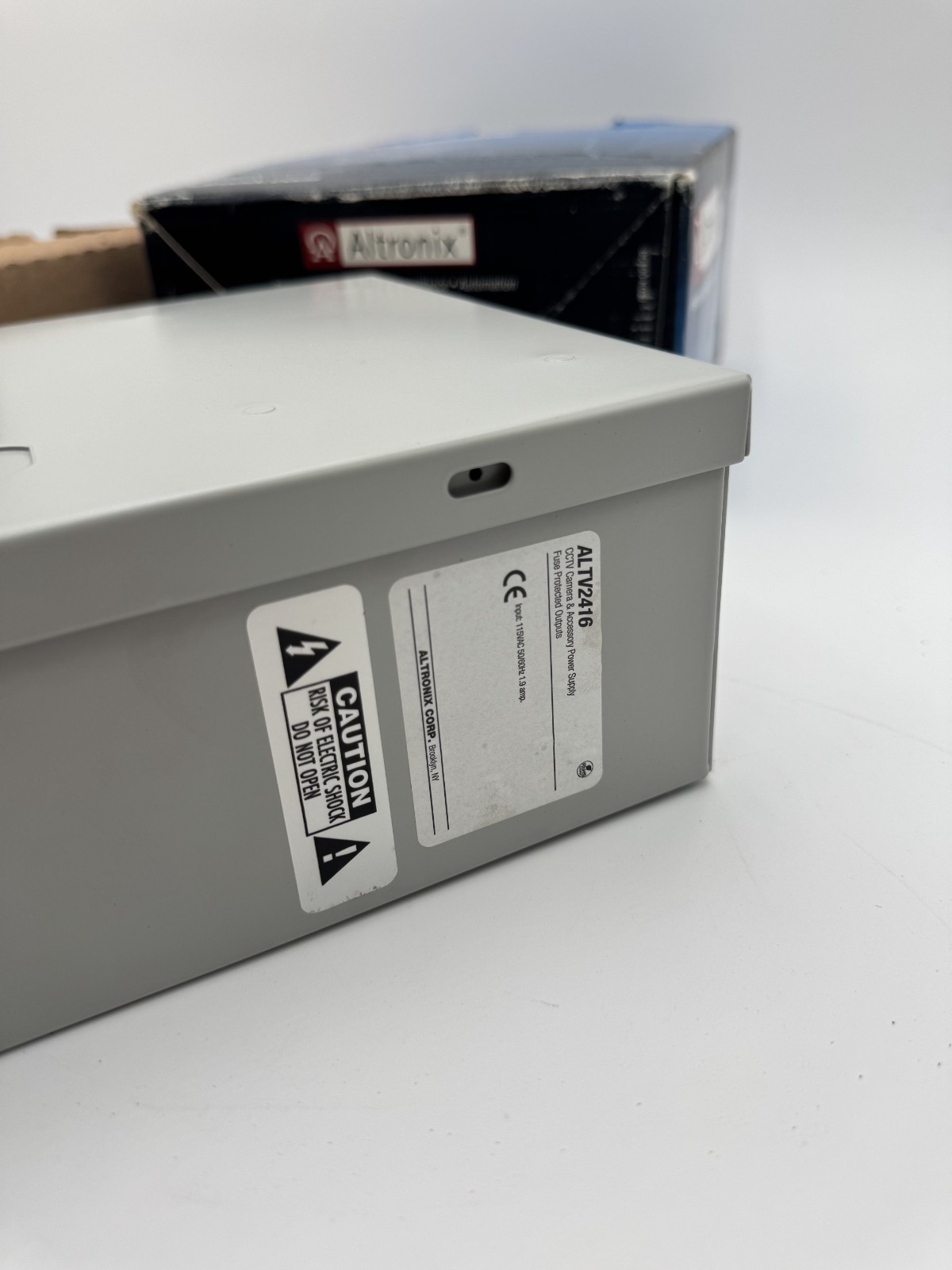 Altronix ALTV2416 CCTV Power Supply, 16 Fused Outputs