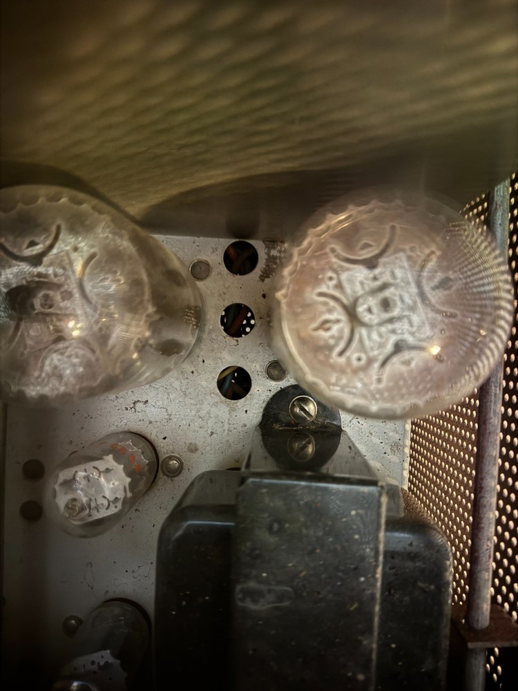 Johnson Viking Ranger Tube Transmitter Powers On Tubes Light Meter Works