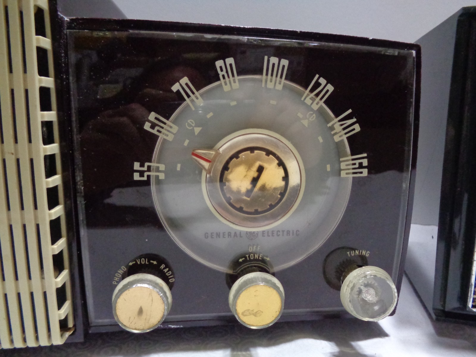 GE Tube Radio Model 480 Musaphonic & Zenith Tube Radio Model S-64184/Both Work