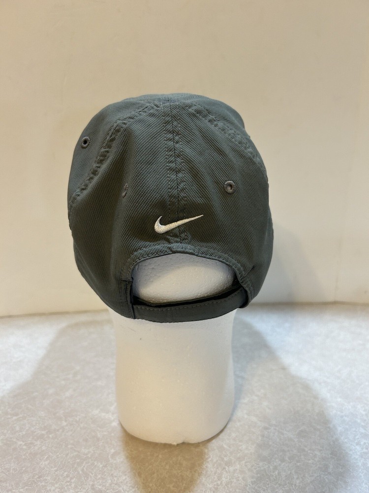 Nike Golf Strapback Hat. Nice Condition!