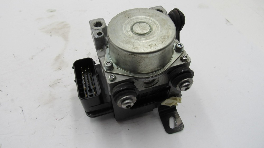 2013 TRIUMPH TIGER EXPLORER 1200 XR ABS BRAKE MODULATOR CONTROL MODULE