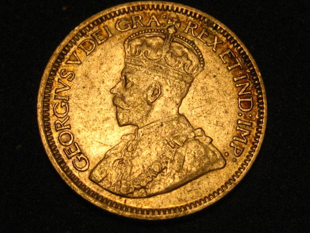 1936 Canadian Dime AU