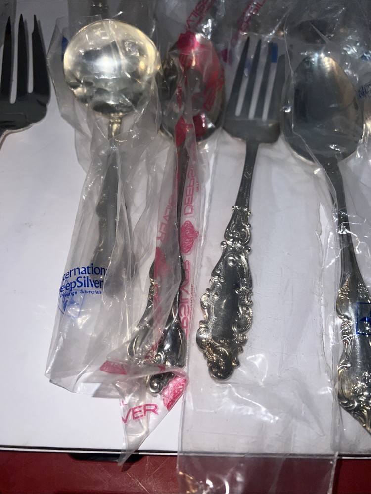 INTERNATIONAL DEEP SILVER PLATE FLATWARE "ORLEANS" 50 SERVING PIECES New