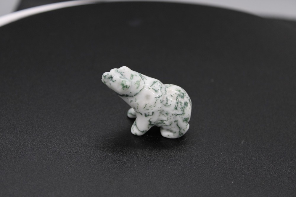 Moss Agate Bear