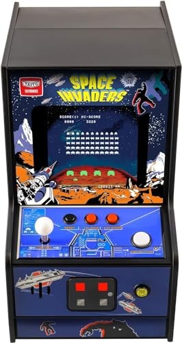 Retro Arcade Space Invaders