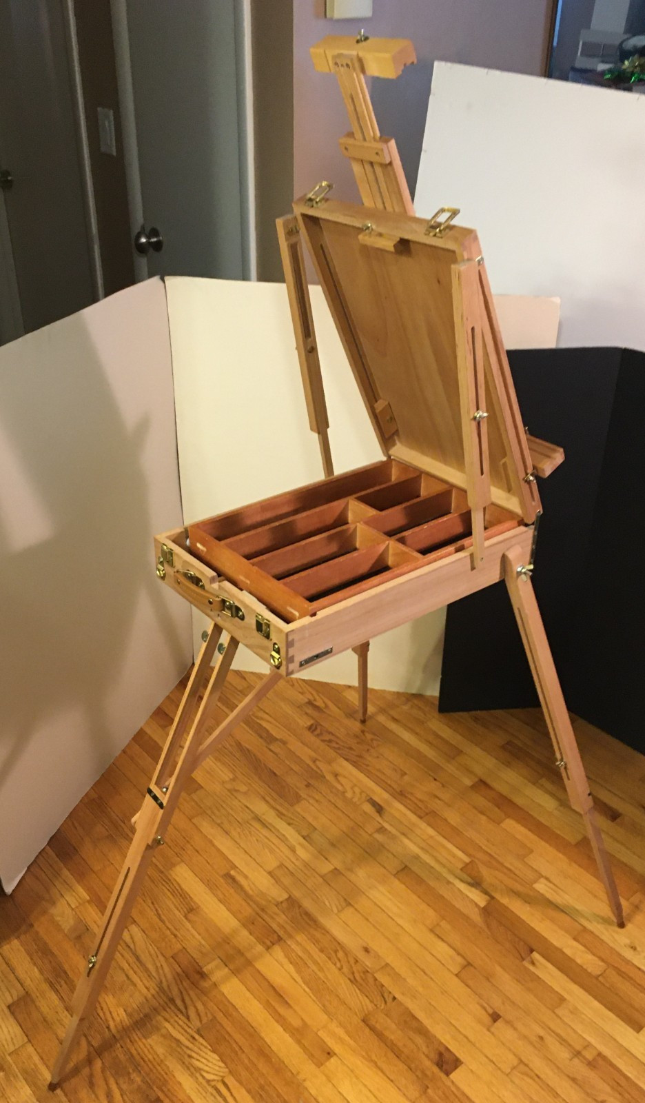**Vintage FRENCH EASEL FOLDING ARTIST SKETCHBOX PORTABLE SOLID WOOD STORAGE