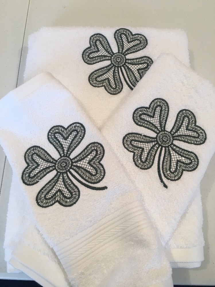Shamrock Embroidered 3 Piece White Bath Towel Set