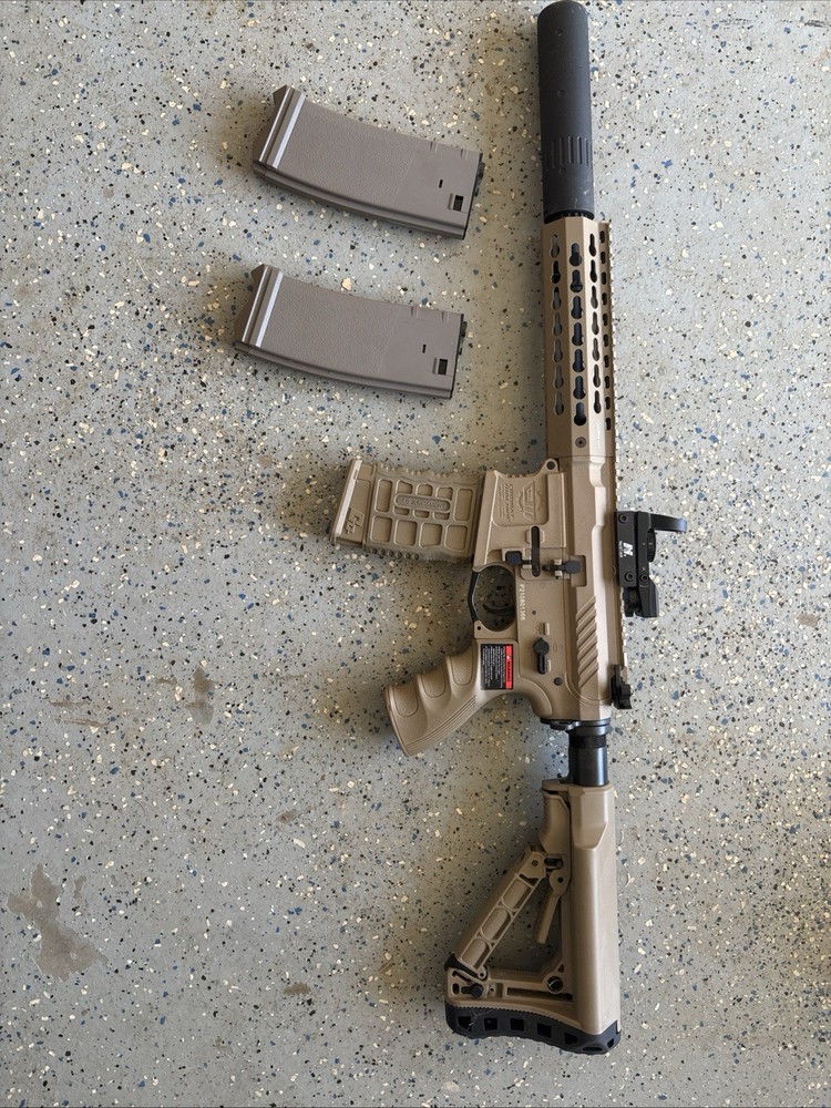 airsoft gun/rifle