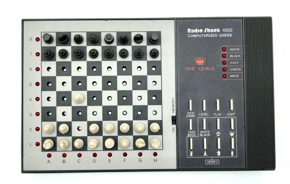 Radio Shack Computerized Chess Portable 1650 Individual Replacement Pieces