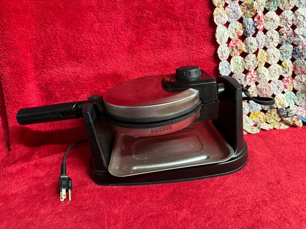 Cooks Brand Belgium Waffle Maker Rotating Model