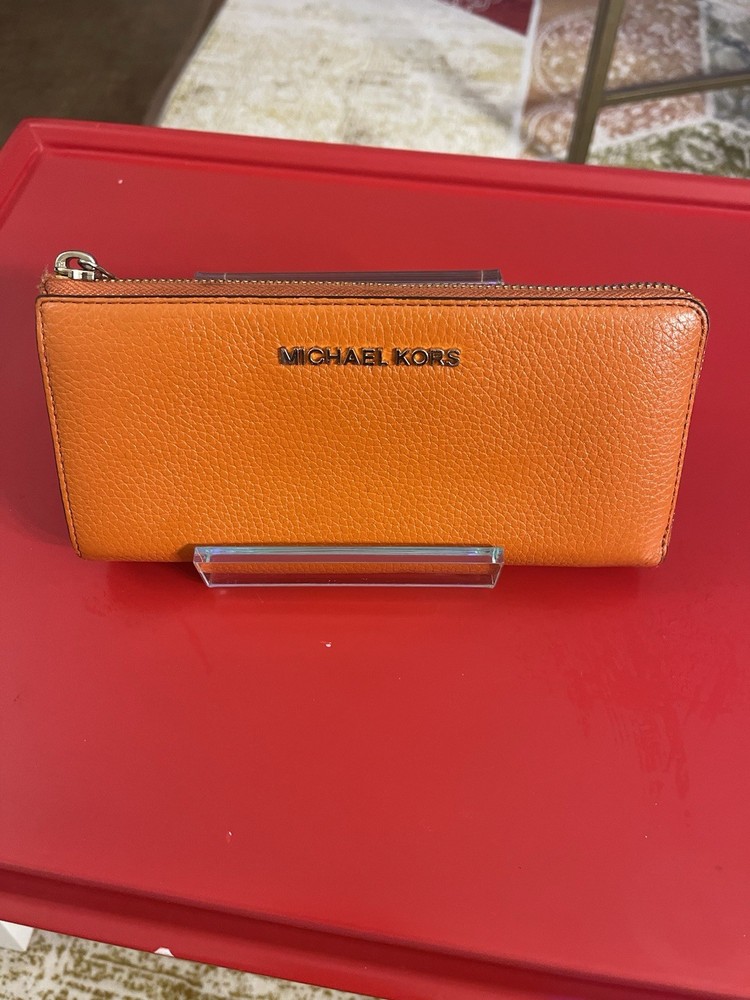 michael kors wallet