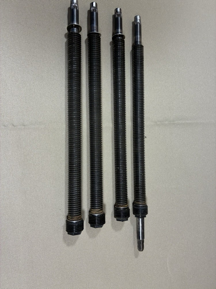 INCA 570 JOINTER PLANER Thread rods for raising and lowering the thickness table