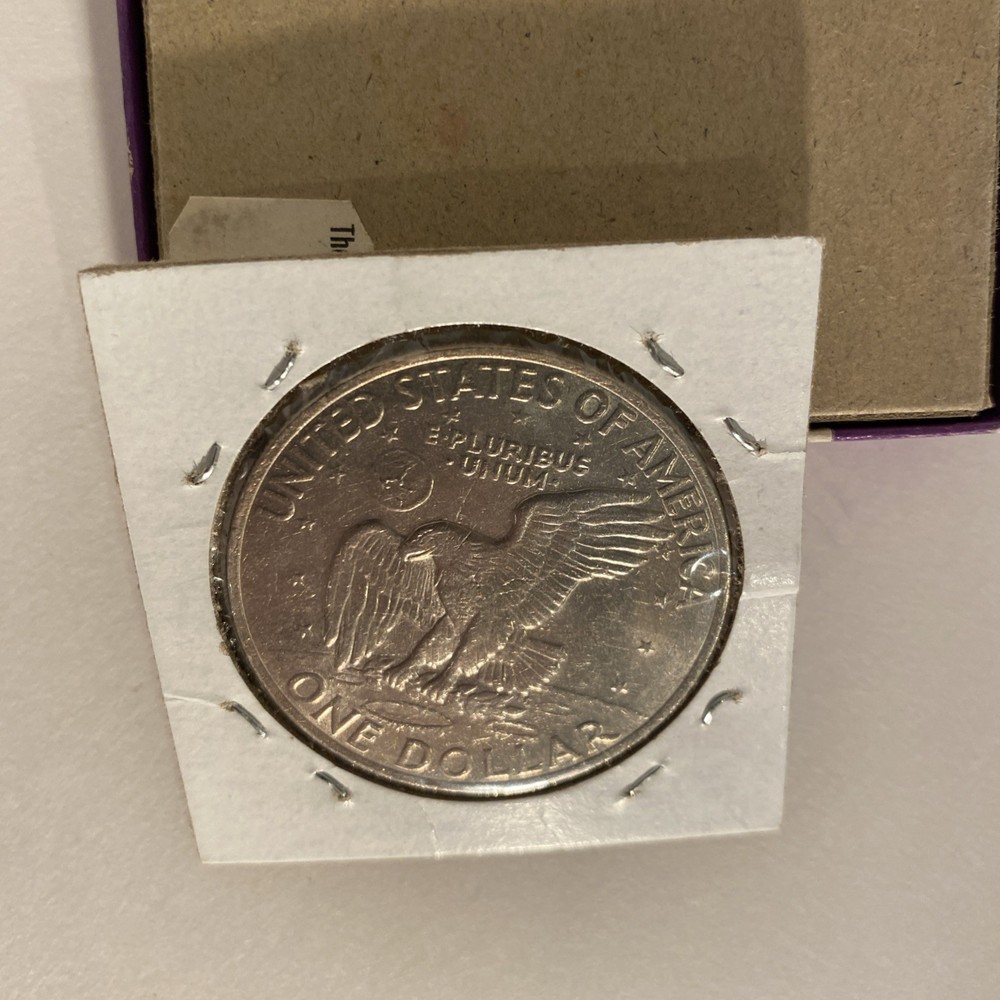 1972 - P Mint - Type 1 - Eisenhower "Ike" $1 Coin - USD