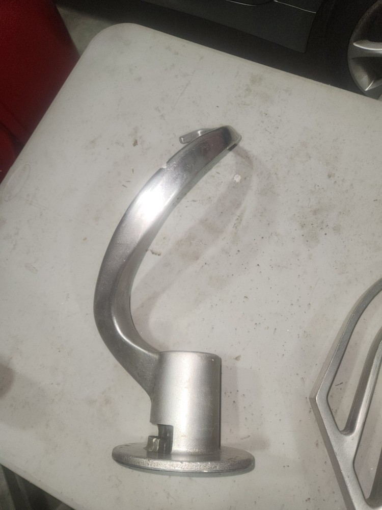Globe 60 Qt Hook