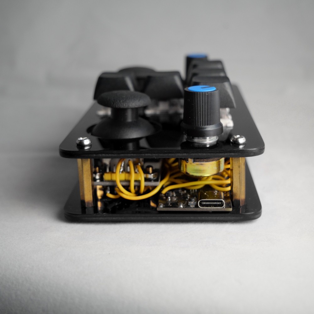 madMidi Acrylic Wireless Midi Controller