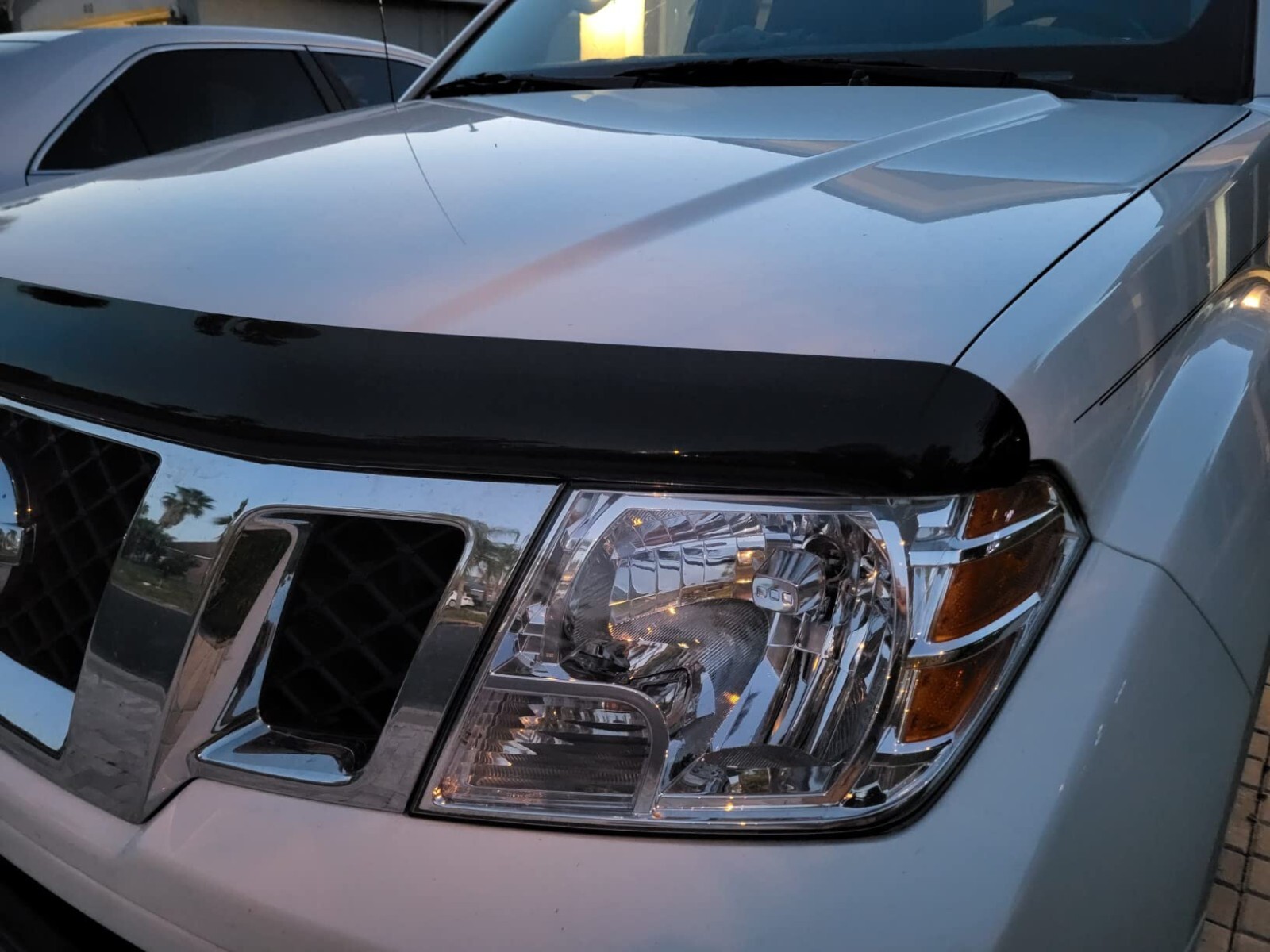 BugFlector II Hood Protector Bug Shield Deflector for 2005-2021 Nissan Frontier