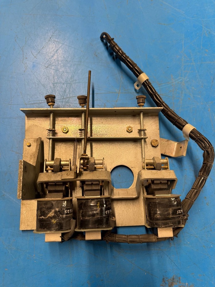 121C2870G2 GE Open Fuse Lock Out Device