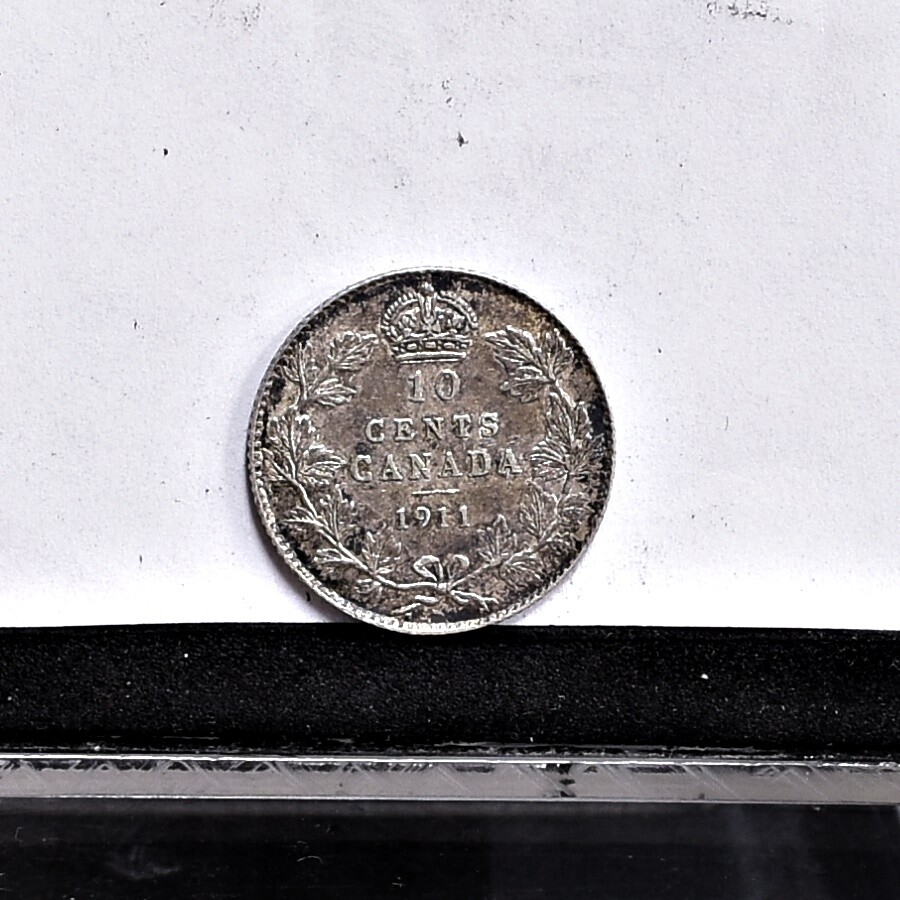 1911 Canada Silver 10 Cents - AU (#35965)
