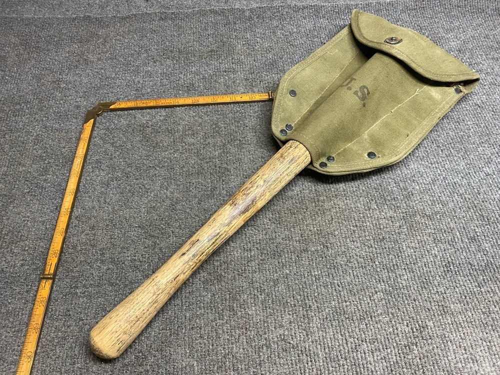 WW2 US Army Military Entrenching Shovel E-Tool Ames 1945 With NOS Canvas Cover