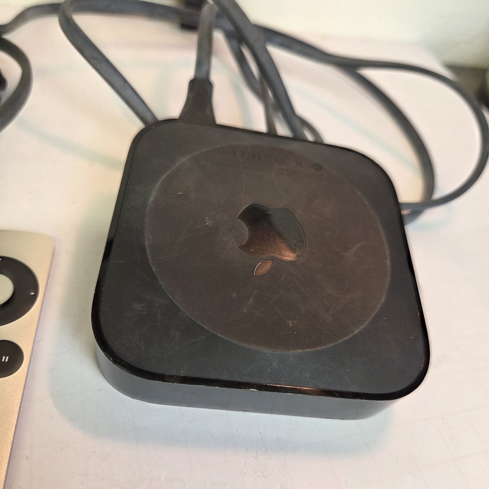 Two Apple TV 3rd Gen HD Media Streamer Box, Power Cord & 2 Remotes Untested