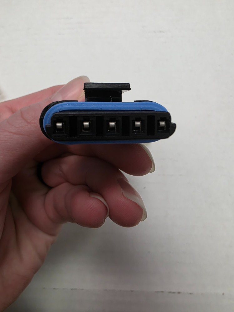 014-00935 Glow Plug Injector Adapter