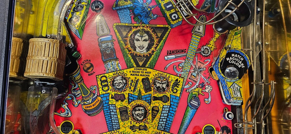 PINBALL MAGIC Pinball Machine - Capcom 1995 - 2110