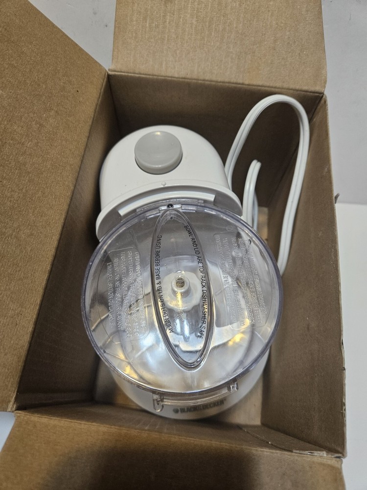Chopper Black & Decker One Touch Electric Model # HC306 GUC 1 1/2 C #3.0 B1☆