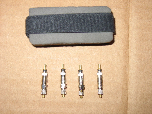 New Replacement Presta Valve Cores - 4 Pack with Storage Holder