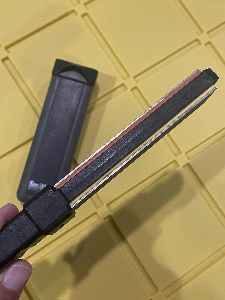 Smith's Knife Sharpening Stone Fine & Coarse w/Case