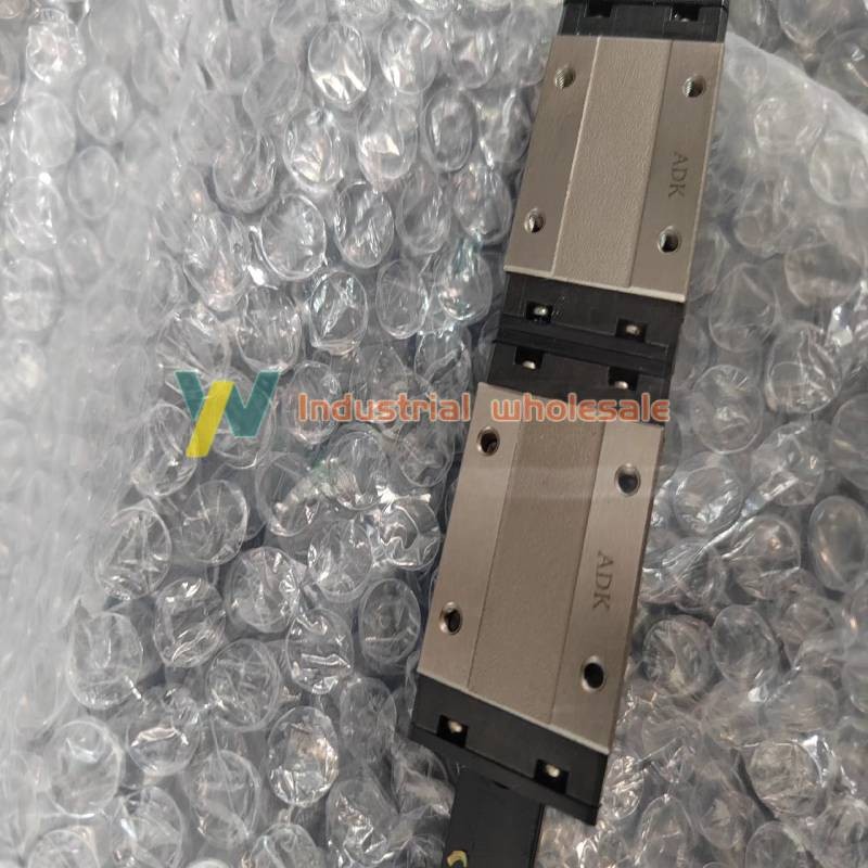 1 PCS NEW THK SRS12N Linear Guide Slider