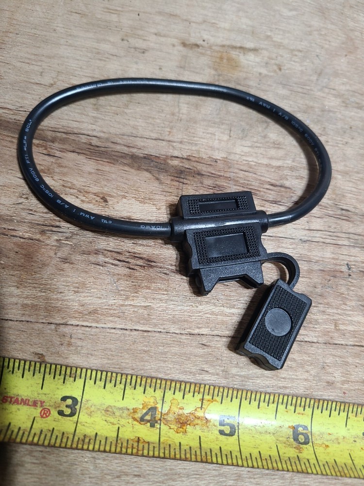 Fuse Holder, ATC,10 gauge with Cap/ 1 each