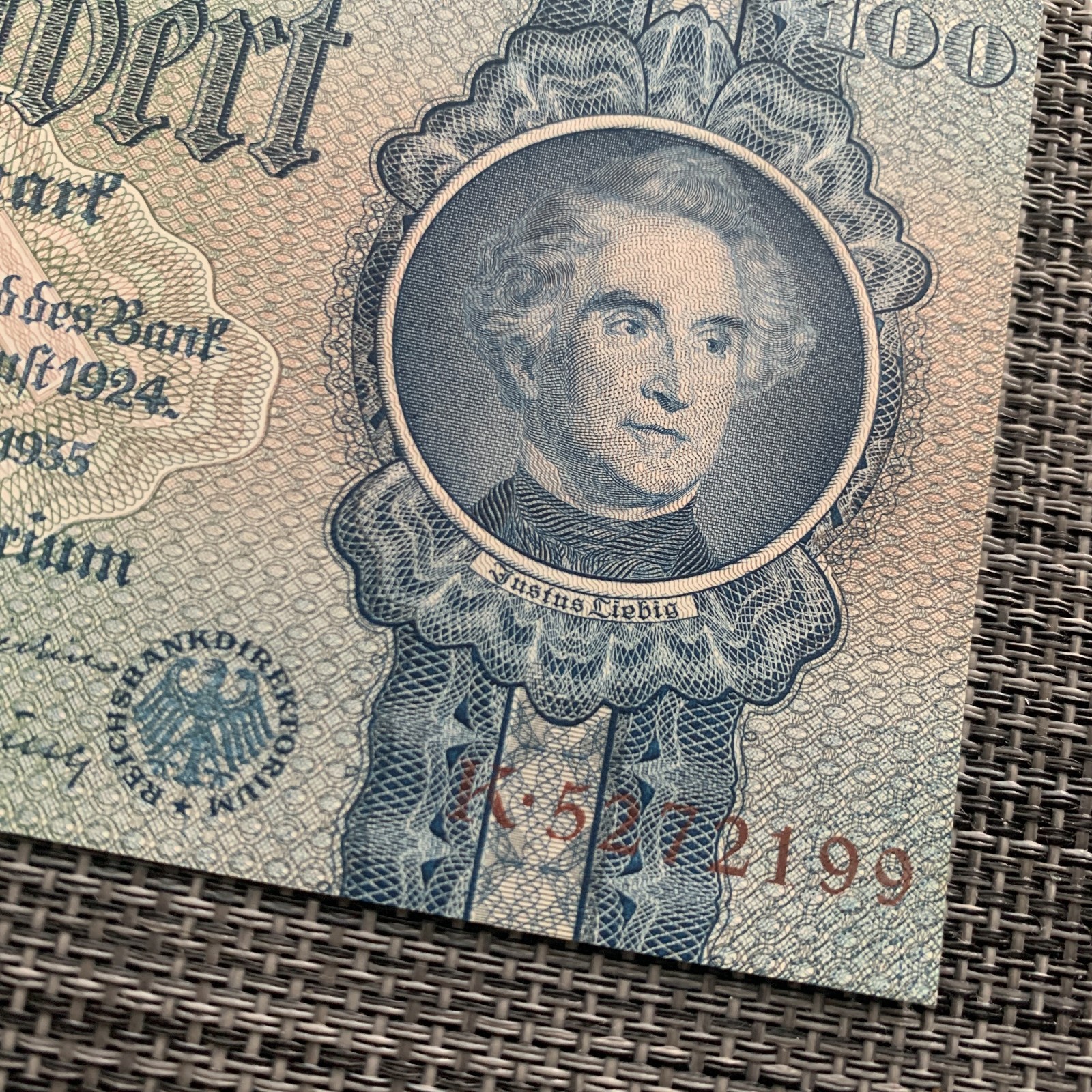 100 NAZI GERMAN Mark SWASTIKA Banknote (1935) P183 WWII, WW2 Currency Money