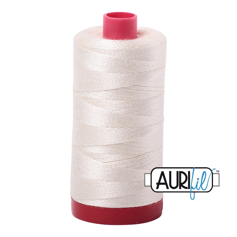 Chalk 2026 | 12wt Large Spool 325M / 356Y | Aurifil