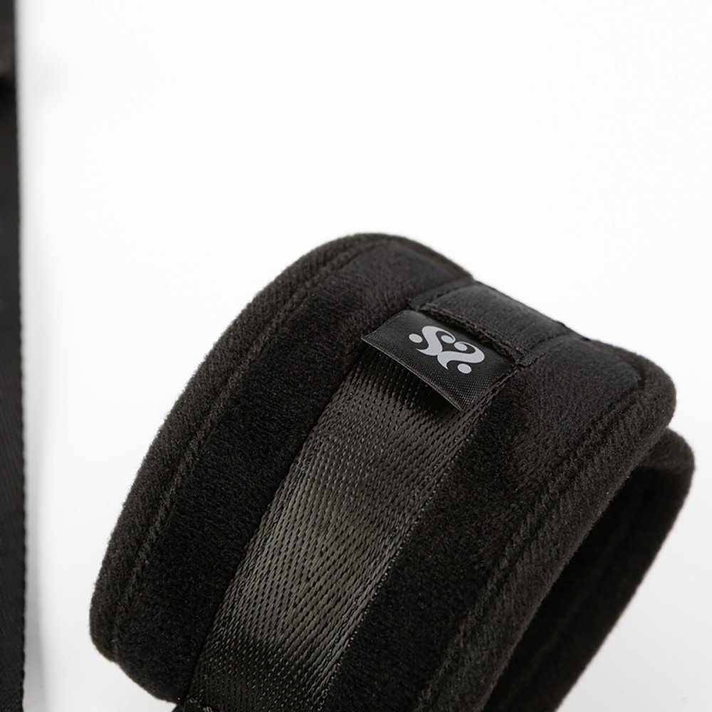 SEI MIO Neck & Wrist Restraint Kit – Adjustable Collar & Cuffs Set