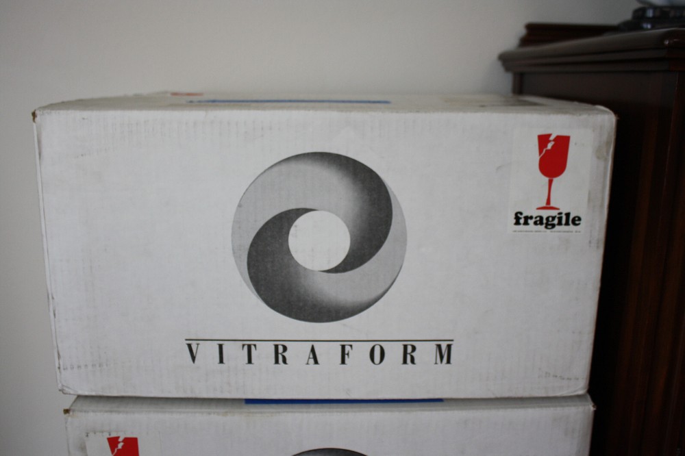 VITRAFORM Large Undermount Sink With Chrome Overflow Hardware Tulip Pattern