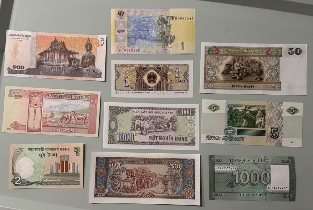 10 Uncirculated Banknotes From 10 Different Countries