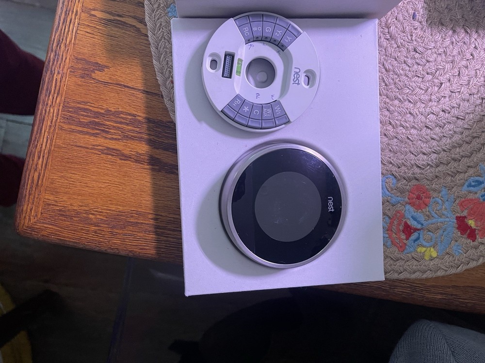 Nest Learning Thermostat Programmable Wi-Fi Black Silver Dial Wireless