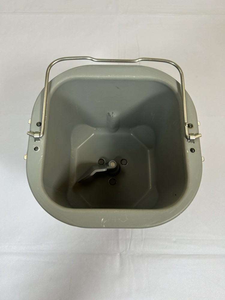 Breadman TR-440 TR440 Bread Machine Loaf Maker Replacement Pan & Kneading Paddle