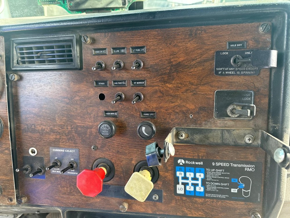 1986-2000 Peterbilt 377 GAUGE AND SWITCH Dash Panel - Used