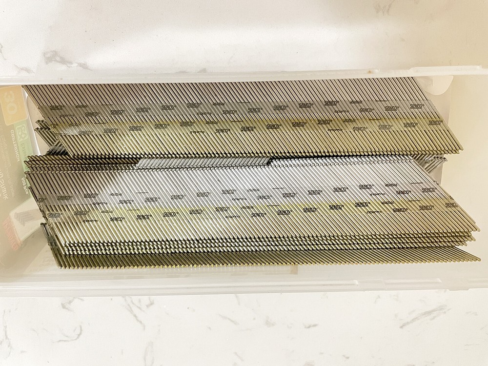 2" SENCO'S Pneumatic Trim Nails 1000 PLUS