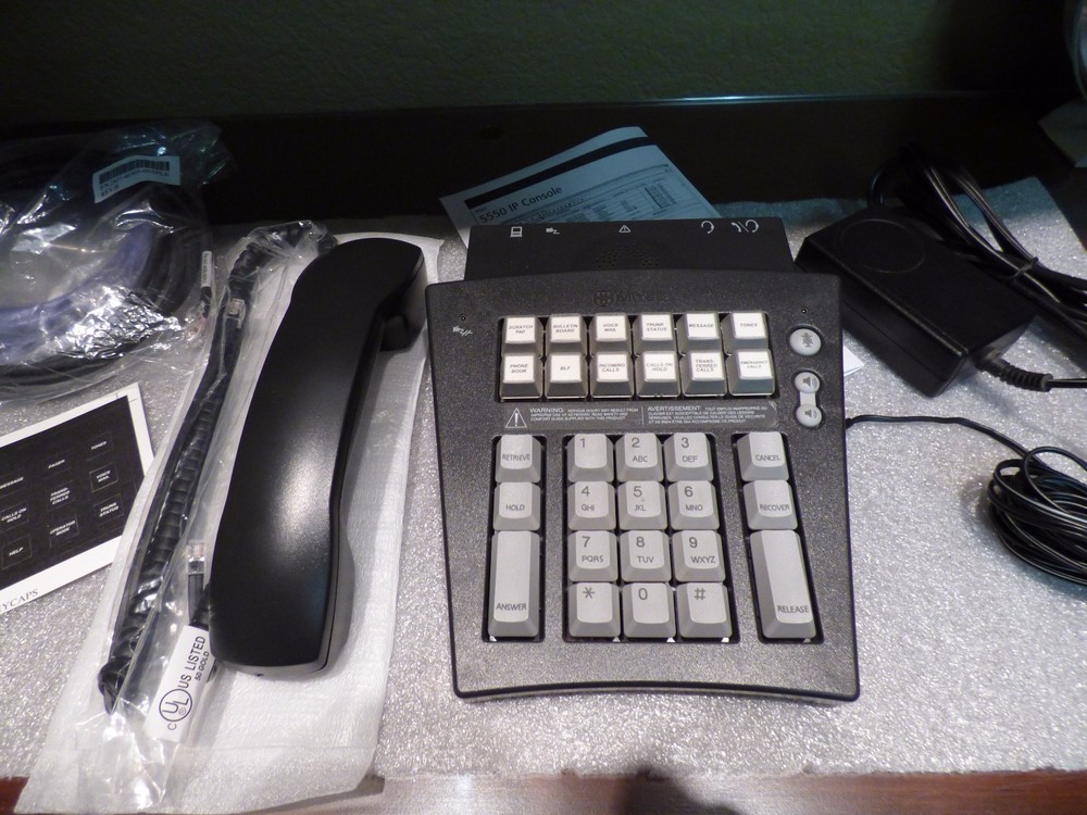 MITEL 5550 IP CONSOLE 50003071 MINT CONDITION with power.