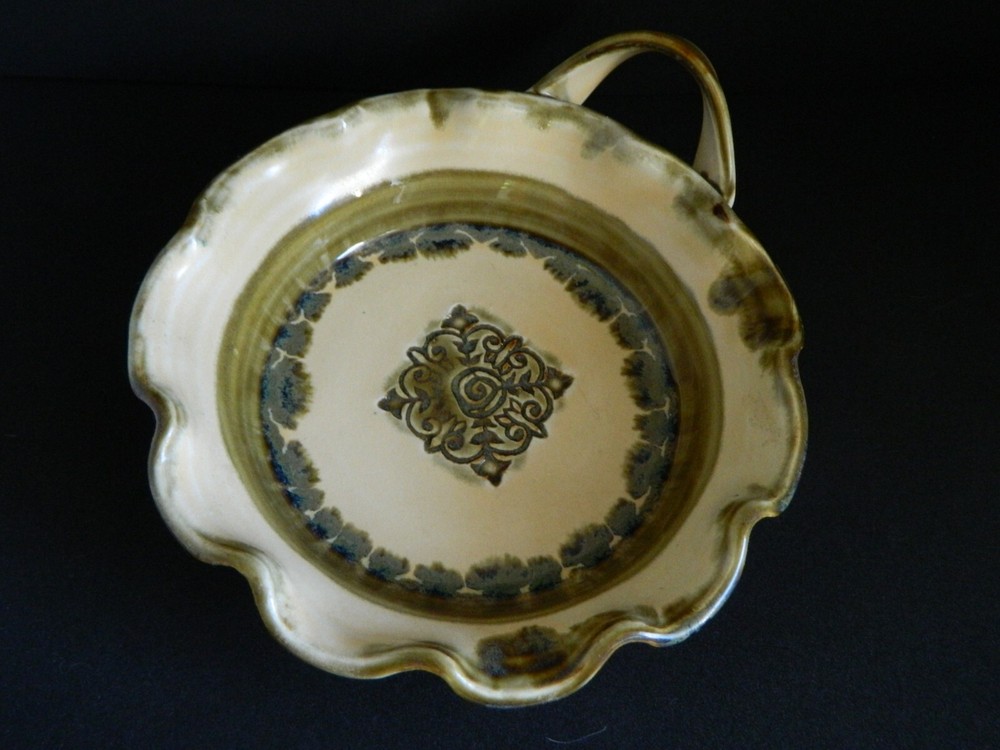 Studio Pottery Scalloped Edge Dish with applied Handle Signed