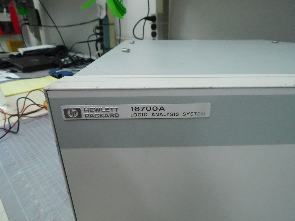 HP 16700A LOGIC ANALYSIS SYSTEM M6835