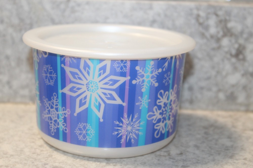 Tupperware Nesting Canister Bowl #2707A  Winter Winds