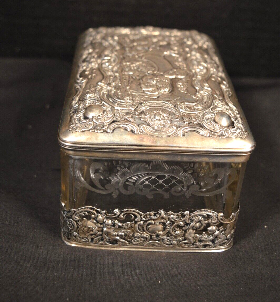 Silver Top Engraved Glass Box